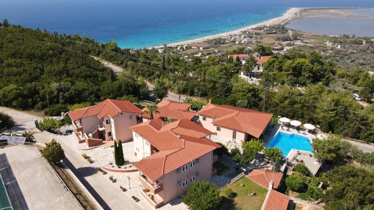 Semiramis Hotel Frínion Екстериор снимка