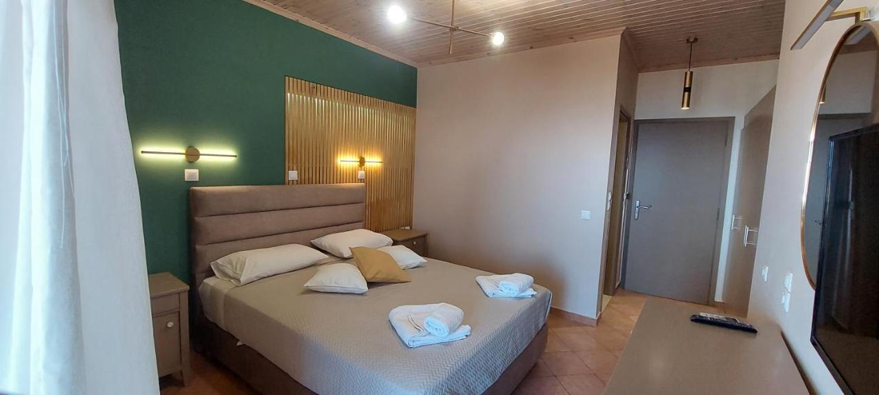 Semiramis Hotel Frínion Екстериор снимка